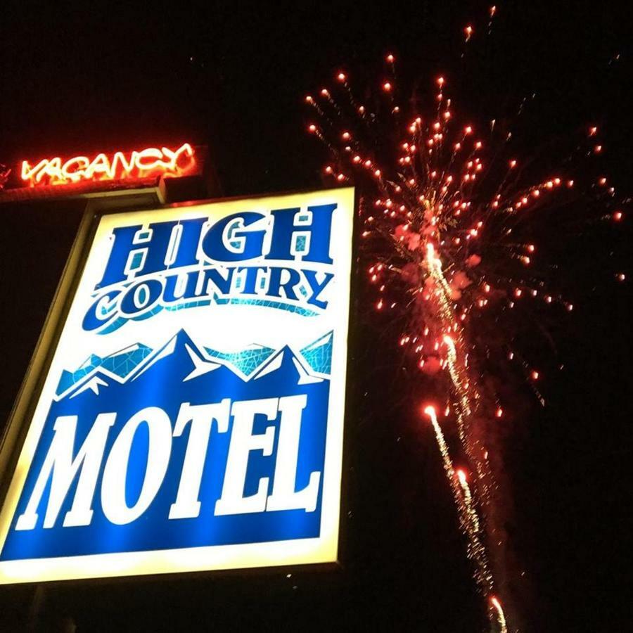 High Country Motel And Cabins Cooke City Eksteriør bilde