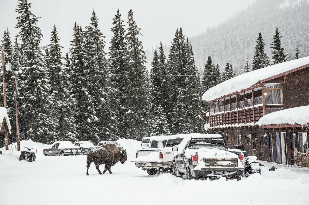 High Country Motel And Cabins Cooke City Eksteriør bilde