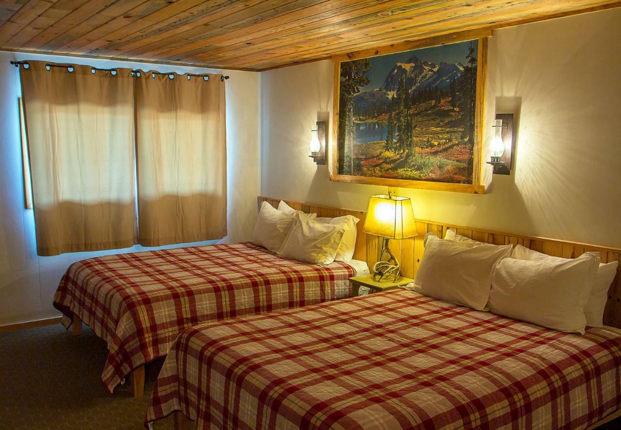 High Country Motel And Cabins Cooke City Eksteriør bilde