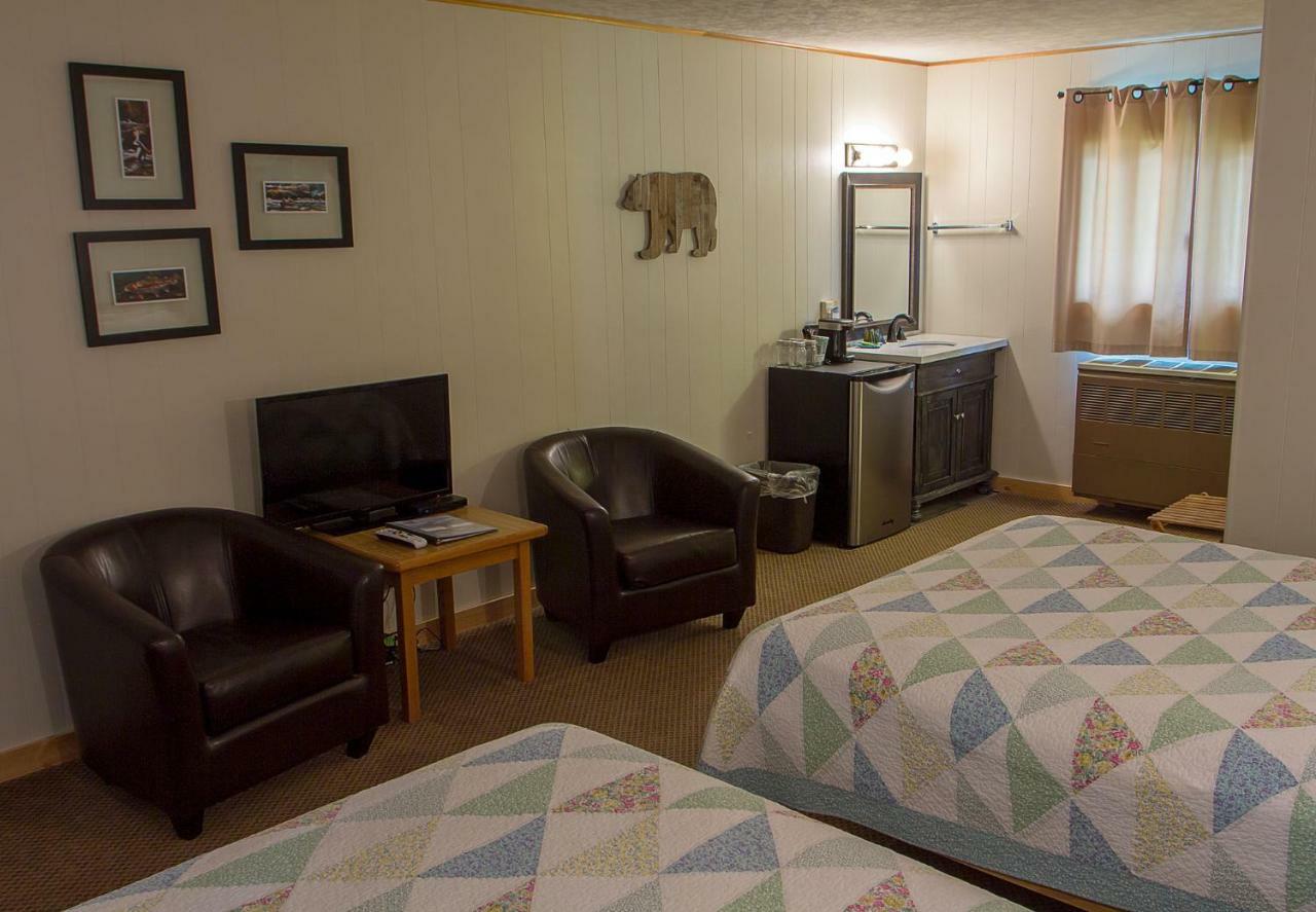 High Country Motel And Cabins Cooke City Eksteriør bilde